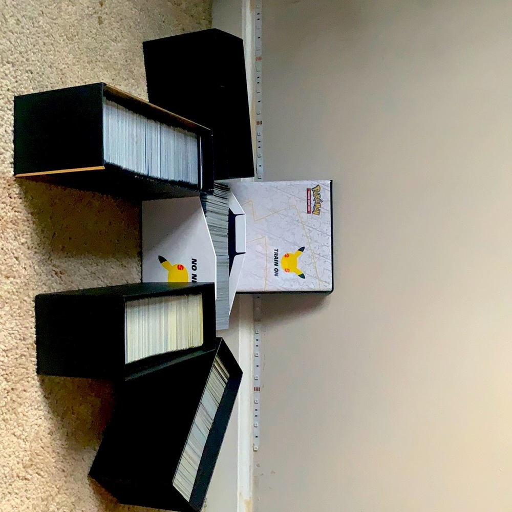 Bulk Pokémon cards at least 20 holos